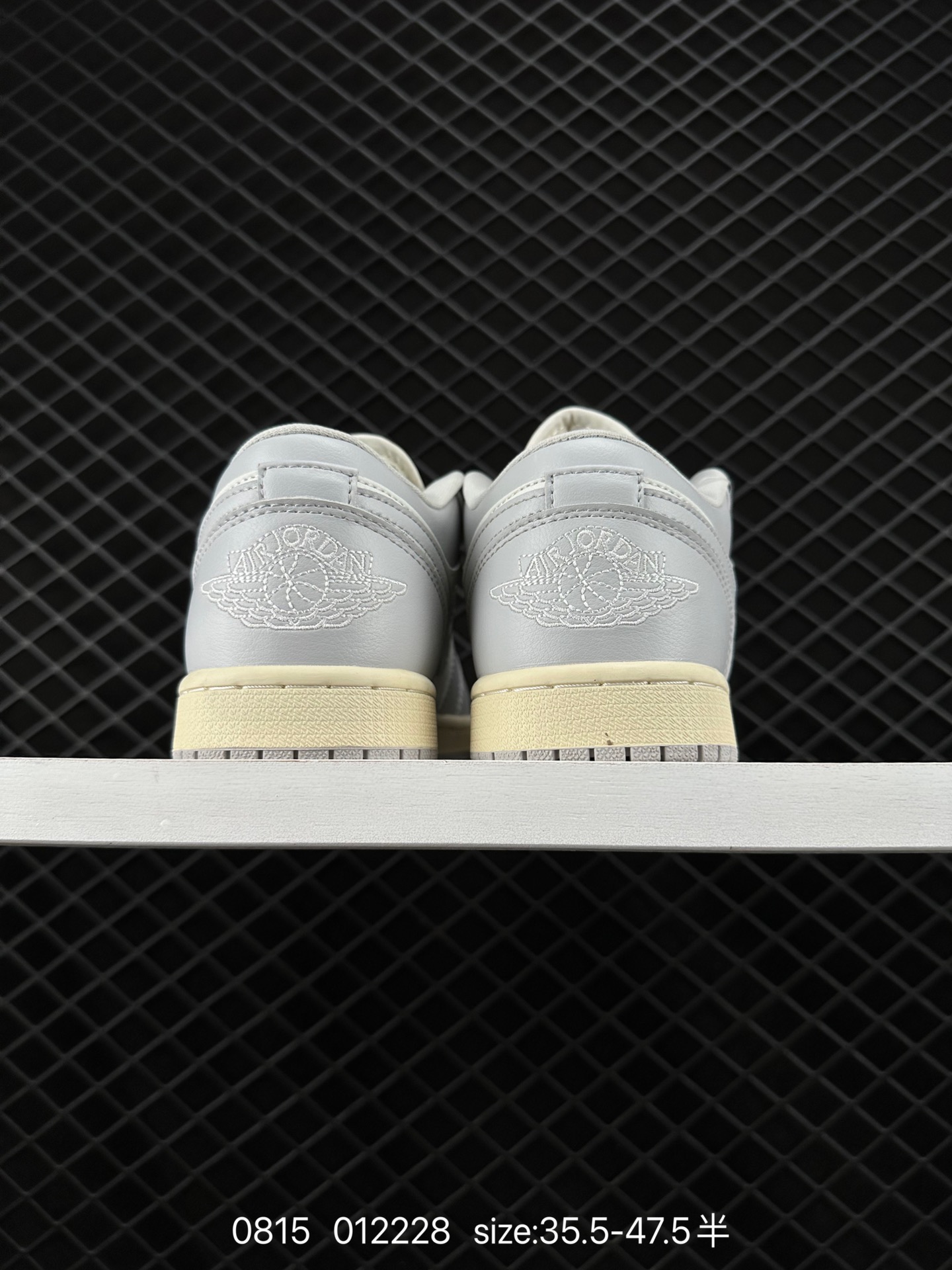 Air Jordan 1 Low AJ1